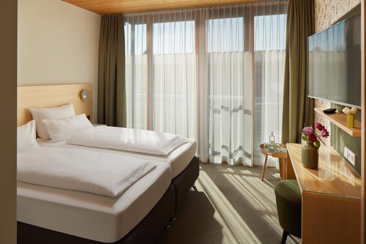 Seehoernle Bio Hotel & Gasthaus ガイエンホーフェン エクステリア 写真
