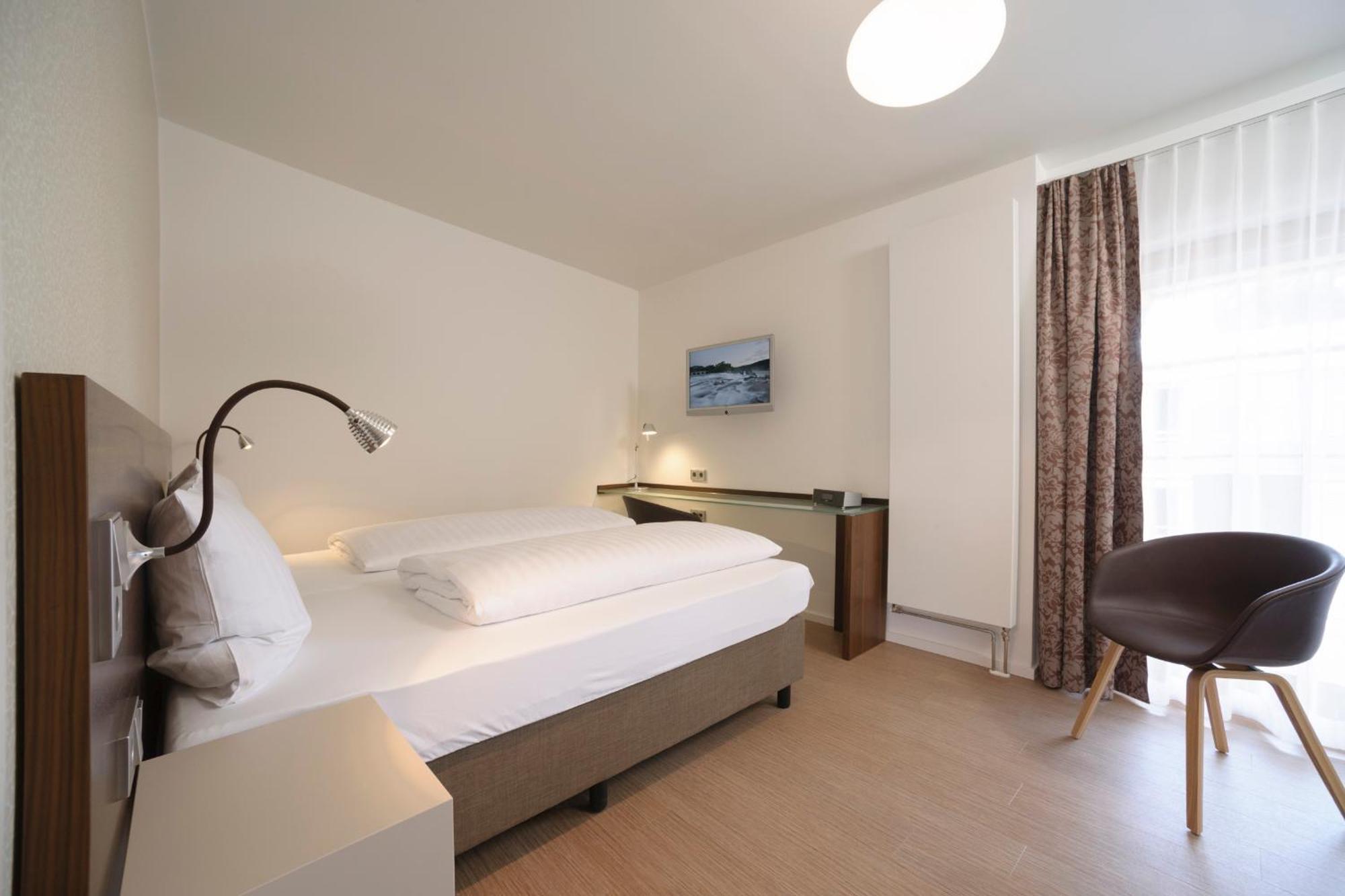 Seehoernle Bio Hotel & Gasthaus ガイエンホーフェン エクステリア 写真