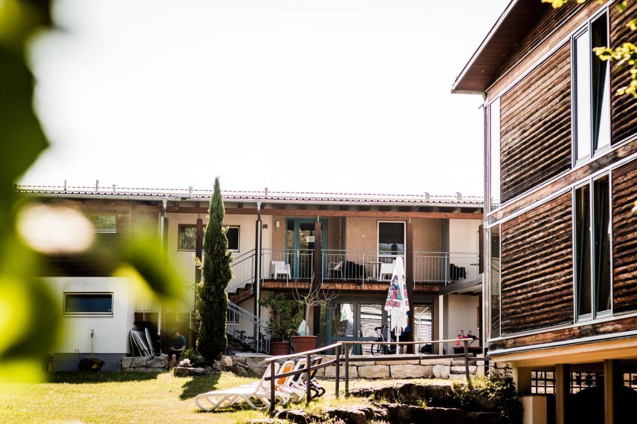 Seehoernle Bio Hotel & Gasthaus ガイエンホーフェン エクステリア 写真